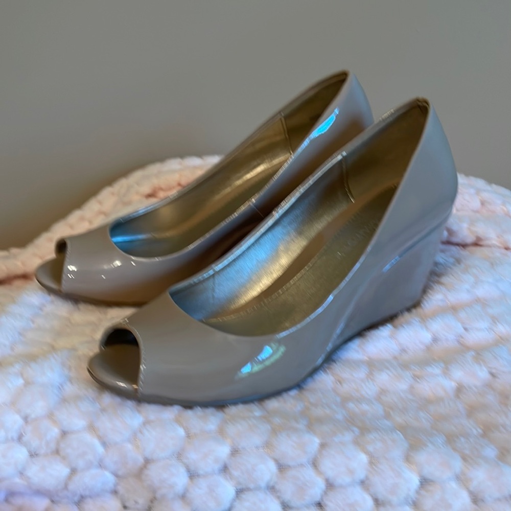 Beige wedge shoes